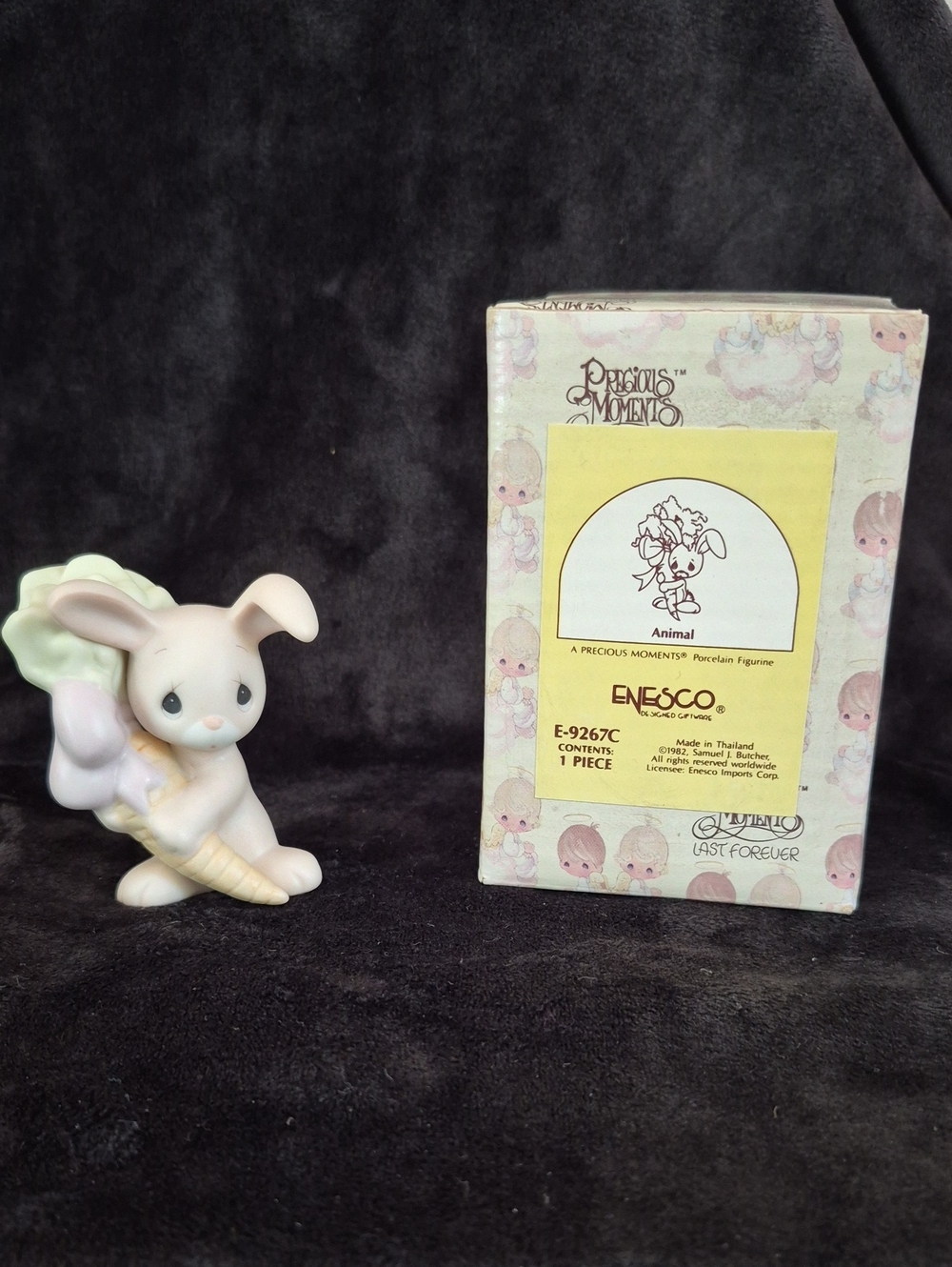 Vintage 1982 Enesco Precious Moments Bunny Rabbit with Carrot (E-9267C)